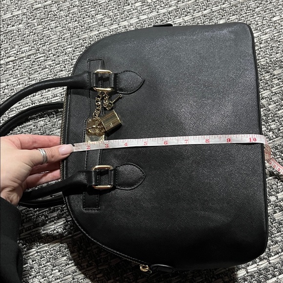 Aldo | Black With Gold Accents Purse - Picture 11 of 12